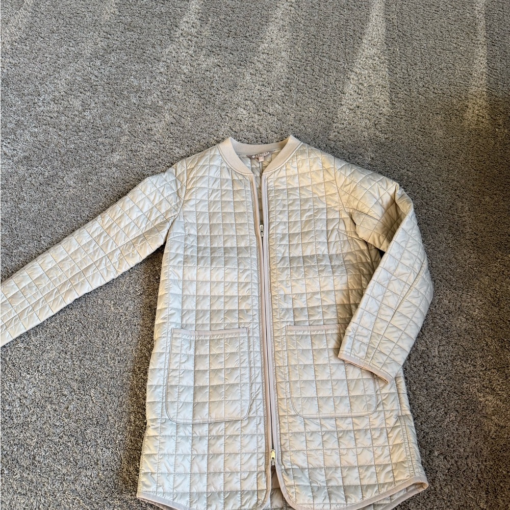 Athleta Quilted Gray Jacket